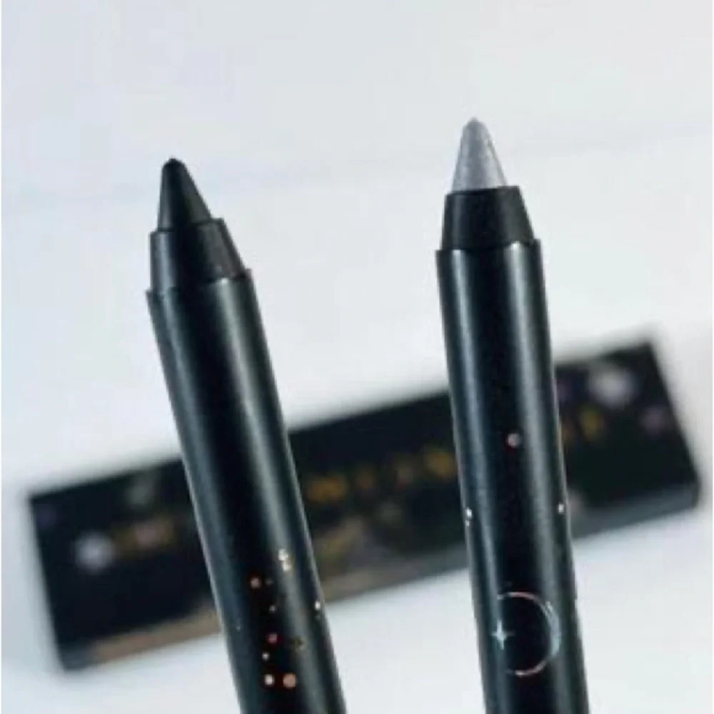 5 for $25! Eyeliner Duo Black & Shimmering Silver - Picture 3 of 5